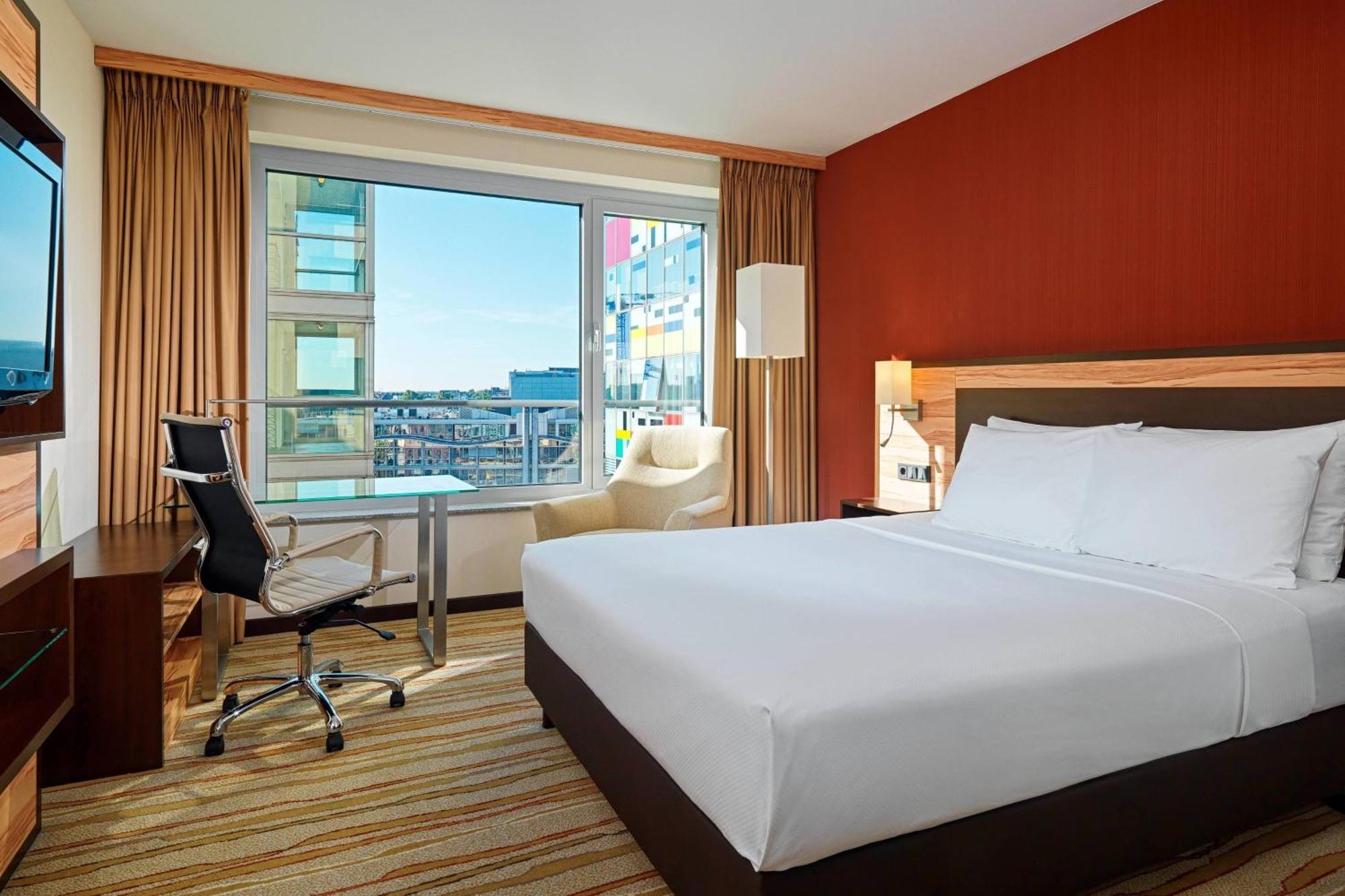 Courtyard By Marriott Hafen Hotel 4*