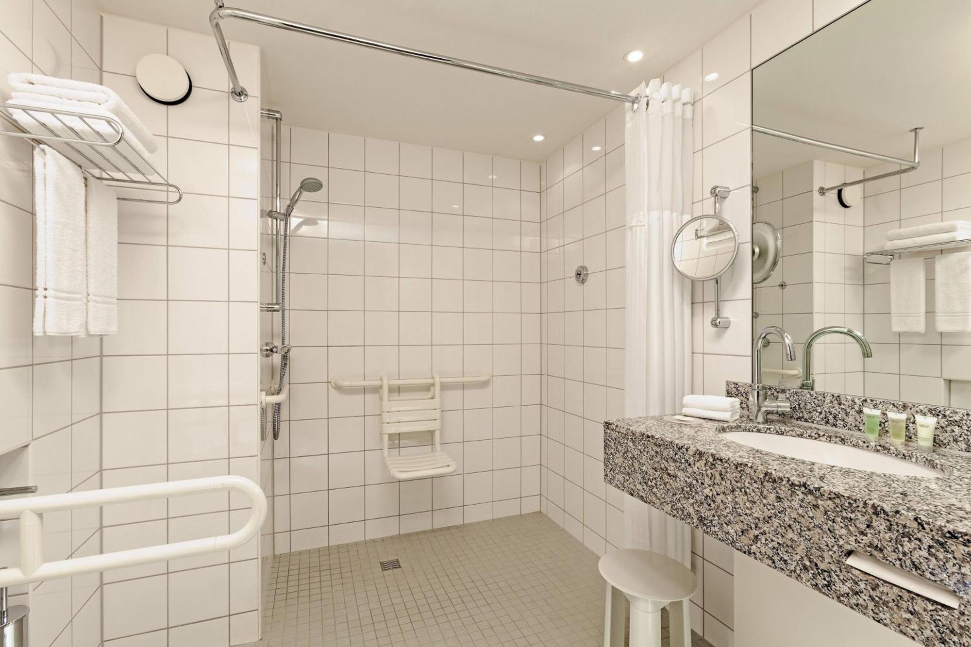 Hotel Courtyard By Marriott Hafen