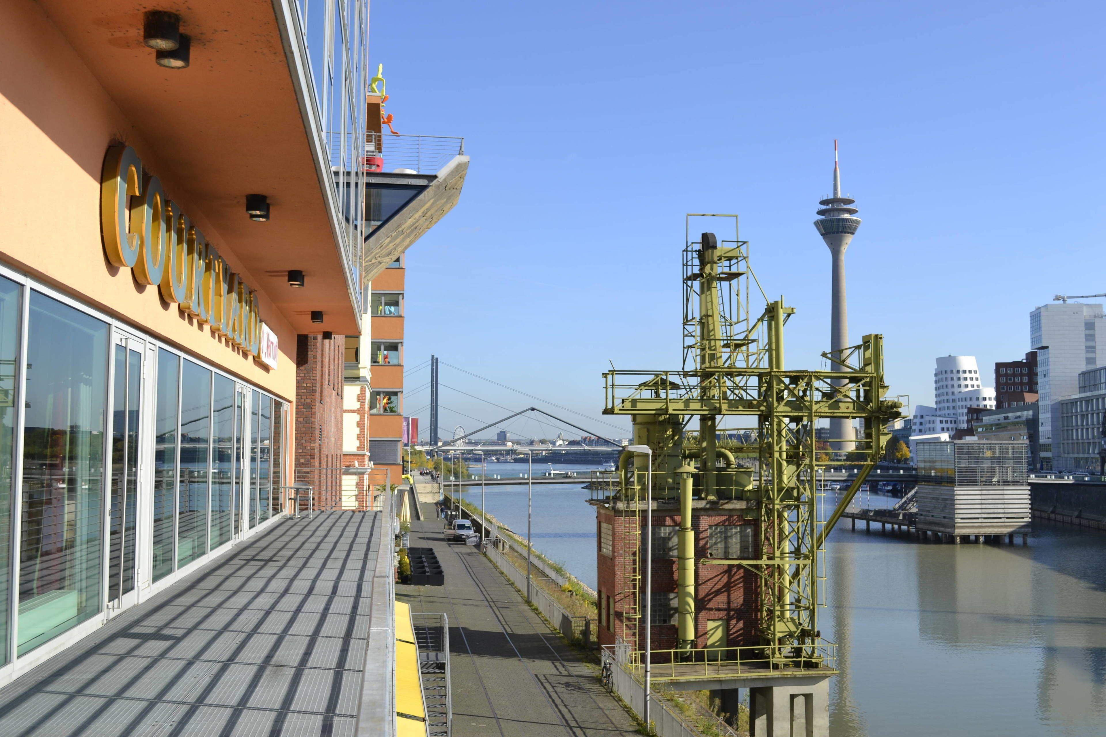 Courtyard By Marriott Hafen Hotel