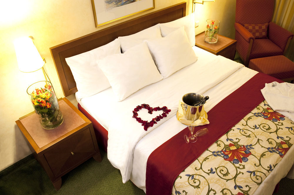 Courtyard By Marriott Hafen 4* Düsseldorf