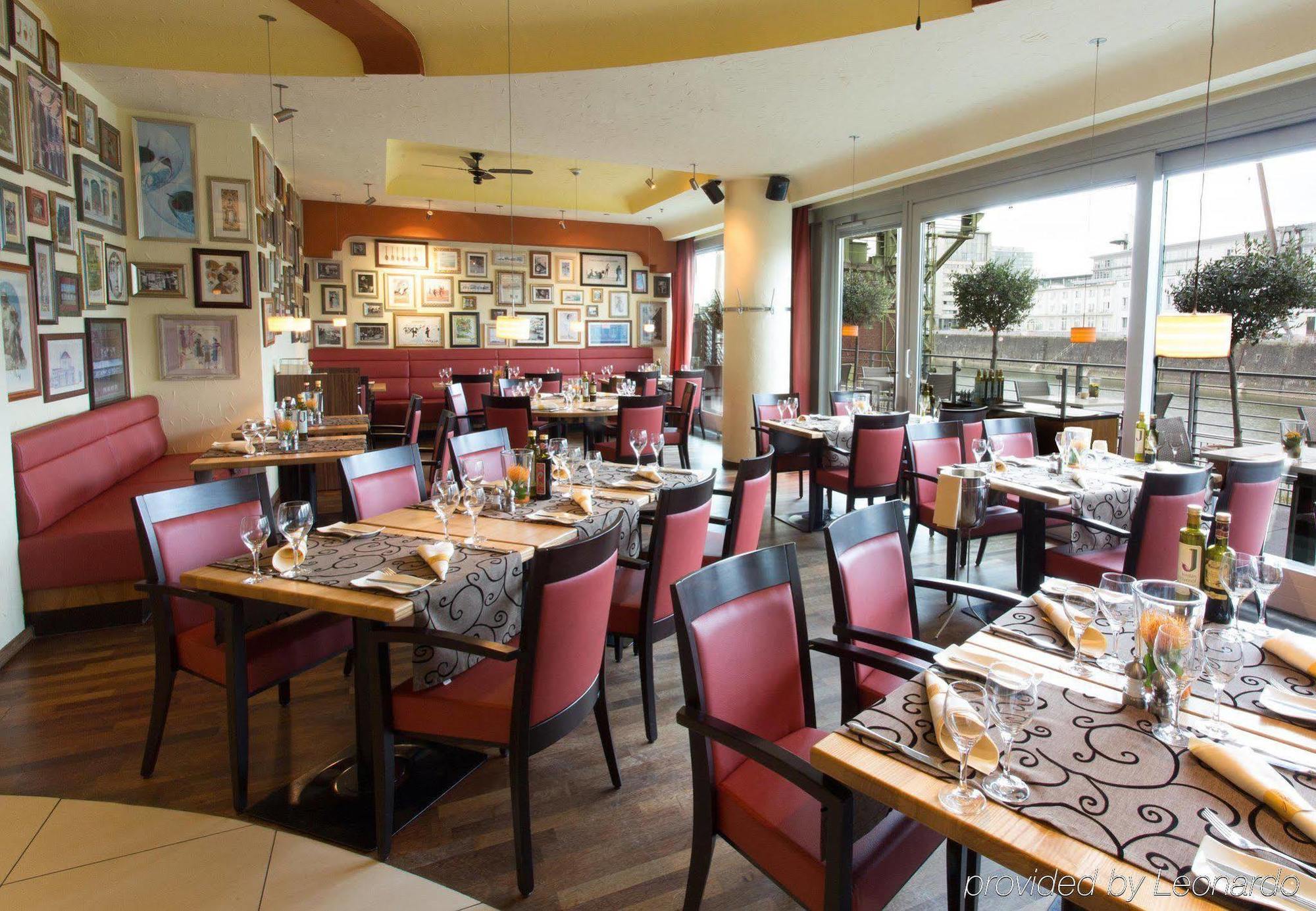 Courtyard By Marriott Hafen Hotel